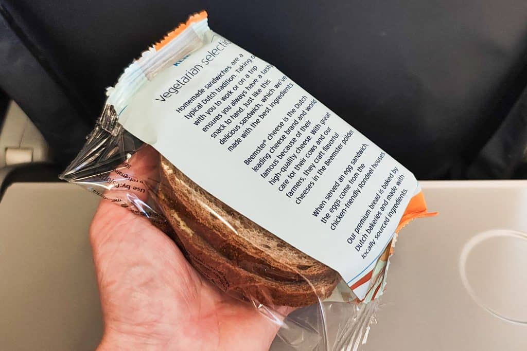 Maksuton KML:n eväsleipä muovissa.